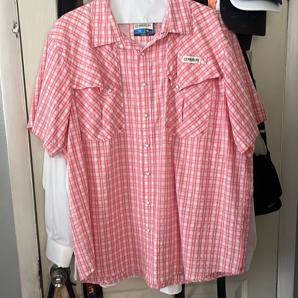 Magellan button up